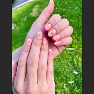 Sang shop Nails rộng rãi ở Grafton shopping World